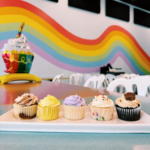 Happy Mango Bakery