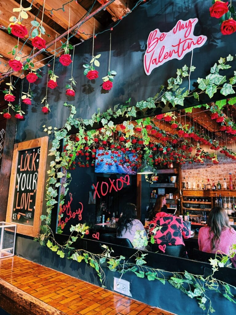 12 Dozen Roses Pop-Up